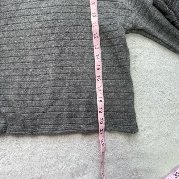 NWT Lush Sweater - Picture 5 of 9